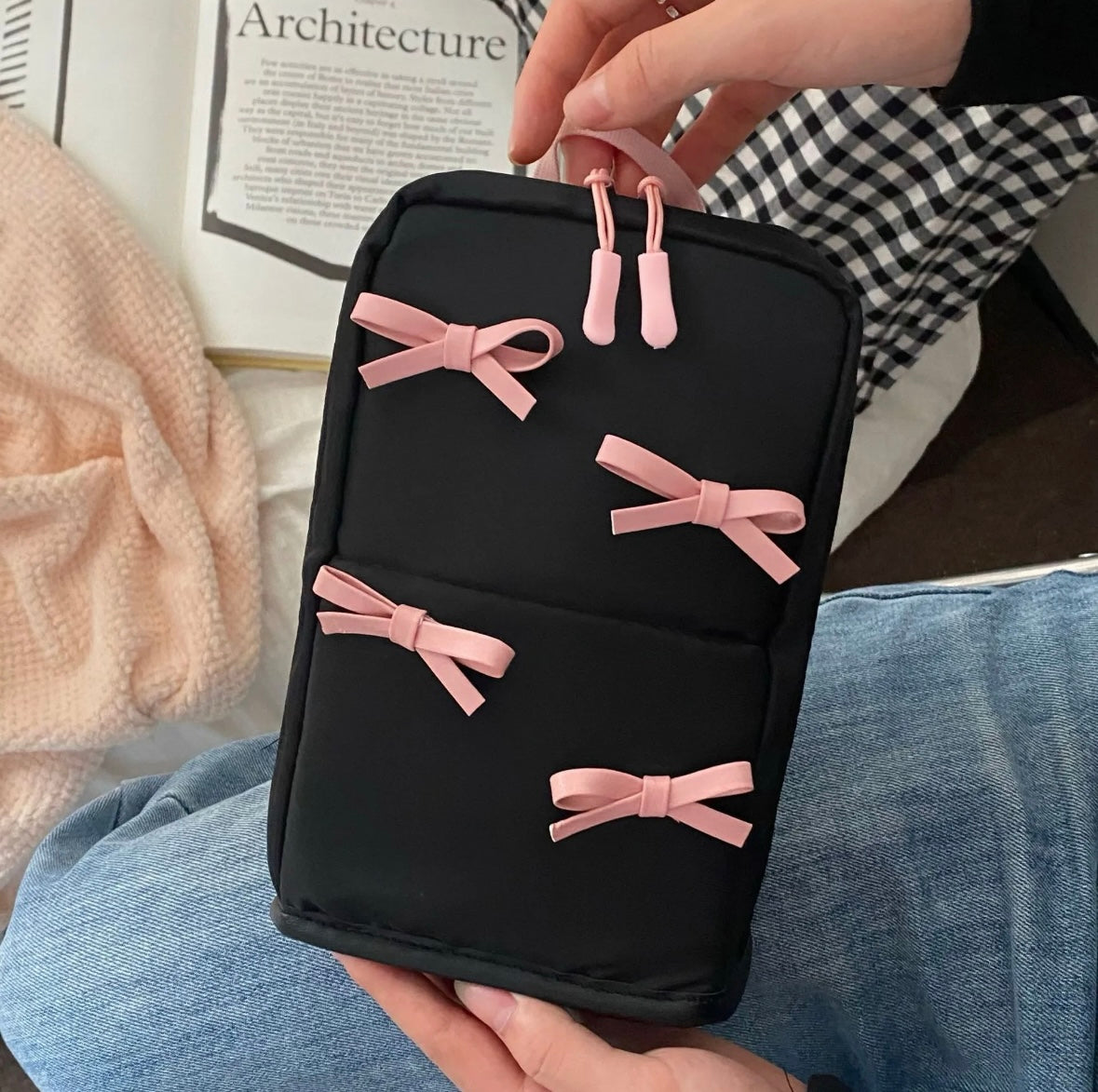 SnapPal Magnetic Makeup Organizer Bag